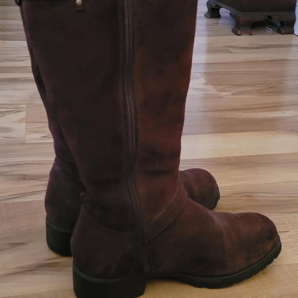 Ugg Jillian 1917 Tall Brown Suede Sheerling Boot - Picture 9 of 15